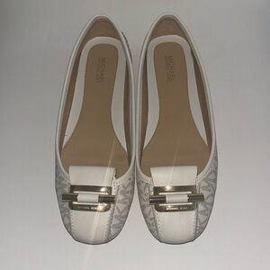 Michael Kors Women’s Flats Size 6.5 White Monogram Gold Accent Good Condition